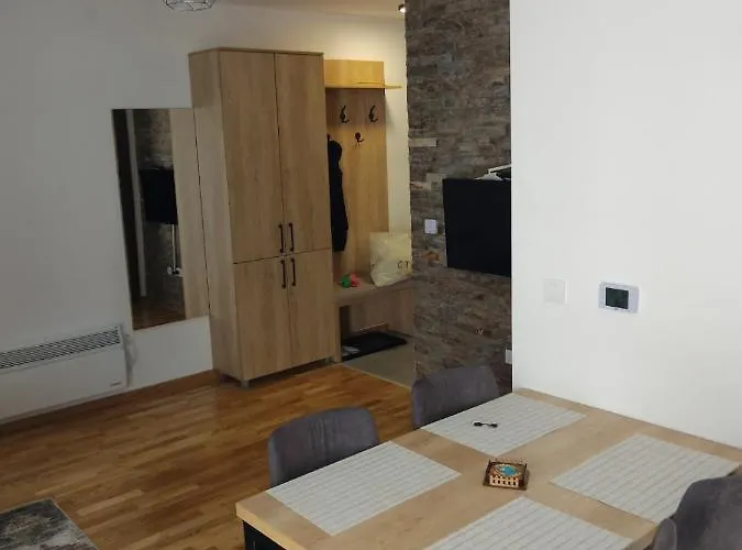 Golden Forest 1 アパート ズラティボール